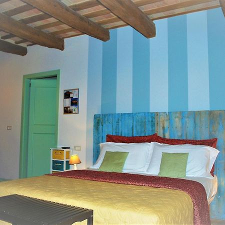 Le Maracla Country House Iesi Exterior foto