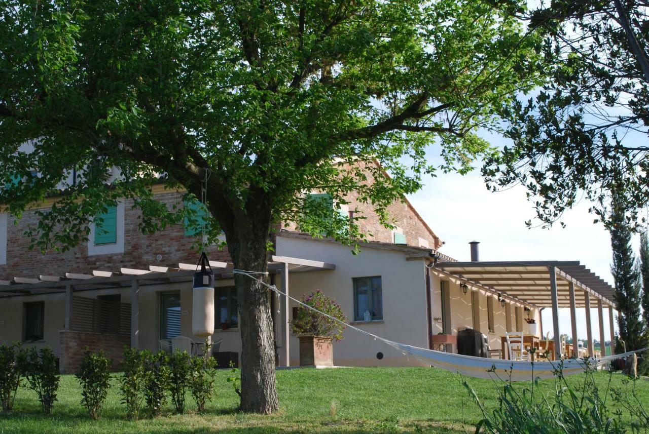 Le Maracla Country House Iesi Exterior foto